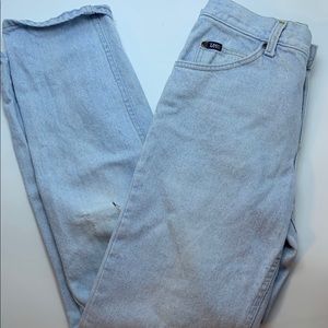 Vintage high waisted Lees light wash size 28